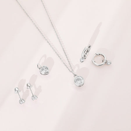 April Birthstone: Properties & Meaning of Having It for Your Baby