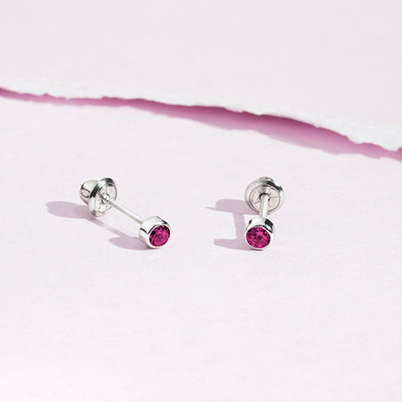 July Birthstone: Properties & Meaning of Having It For Your Baby