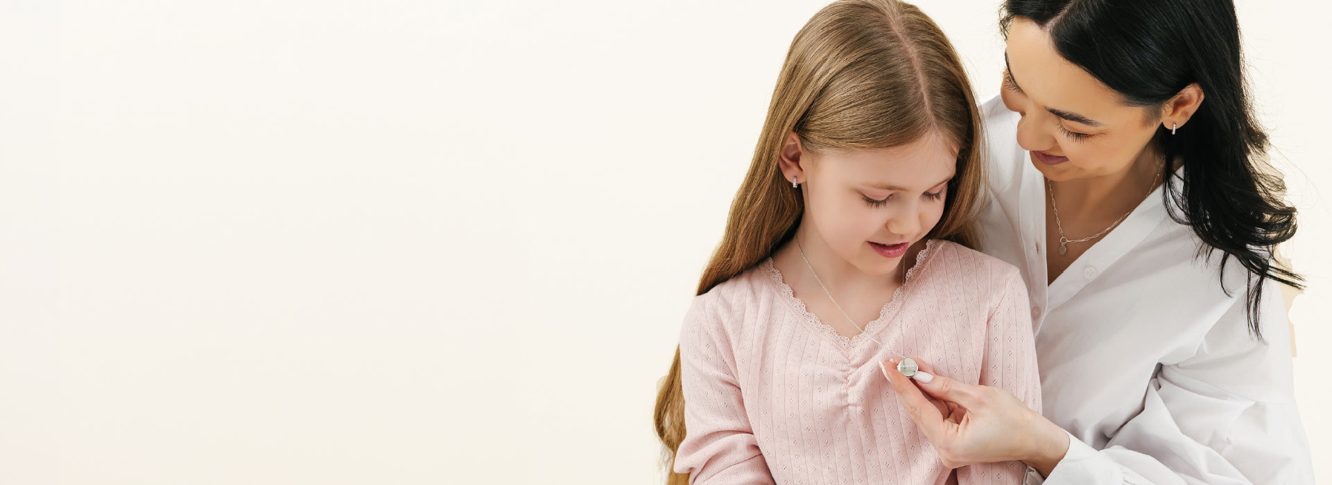 Hypoallergenic & stylish Children's Jewelry