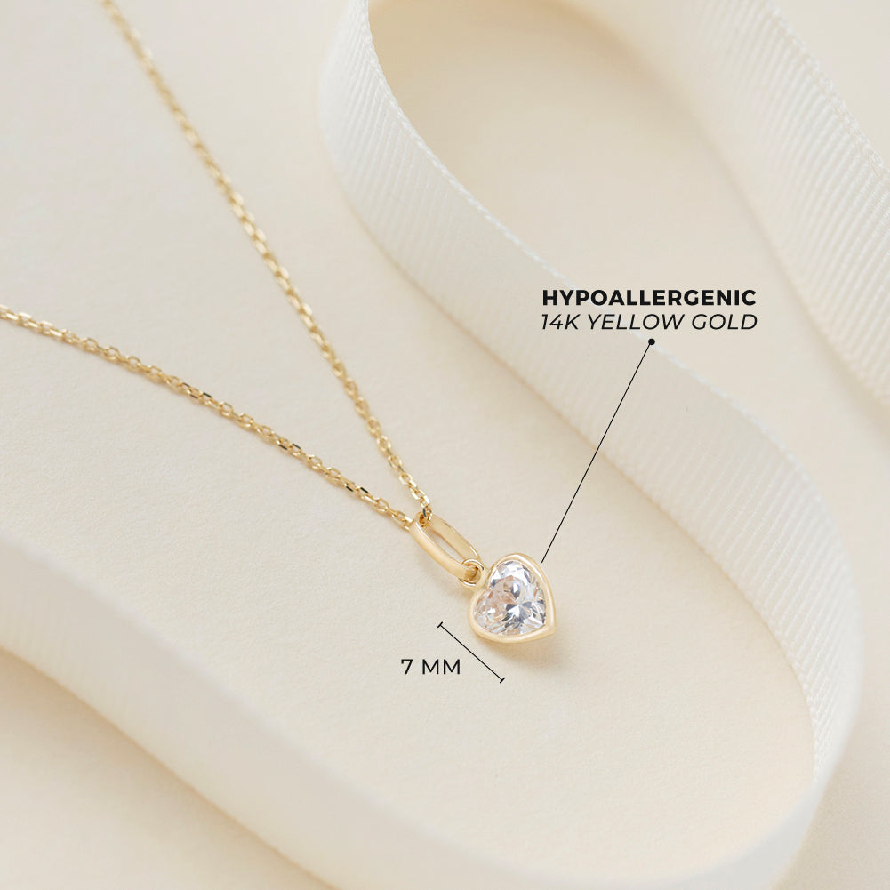 14k Gold Sparkling Heart Women's Pendant/Necklace